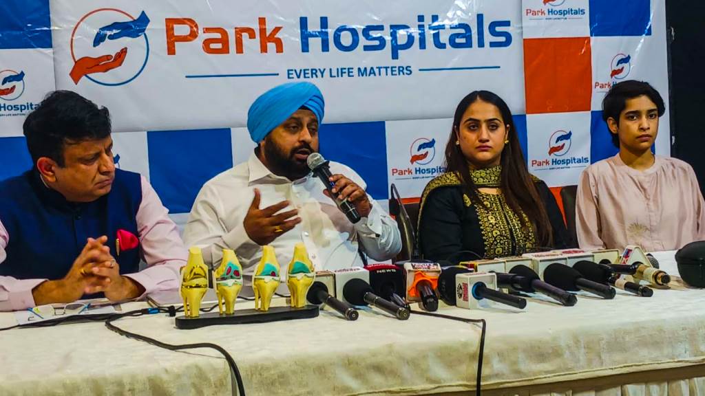 पार्क अस्पताल मोहाली रोबोटिक जॉइंट रिप्लेसमेंट का सेंटर ऑफ एक्सीलेंस बना डॉ भानु प्रताप सिंह